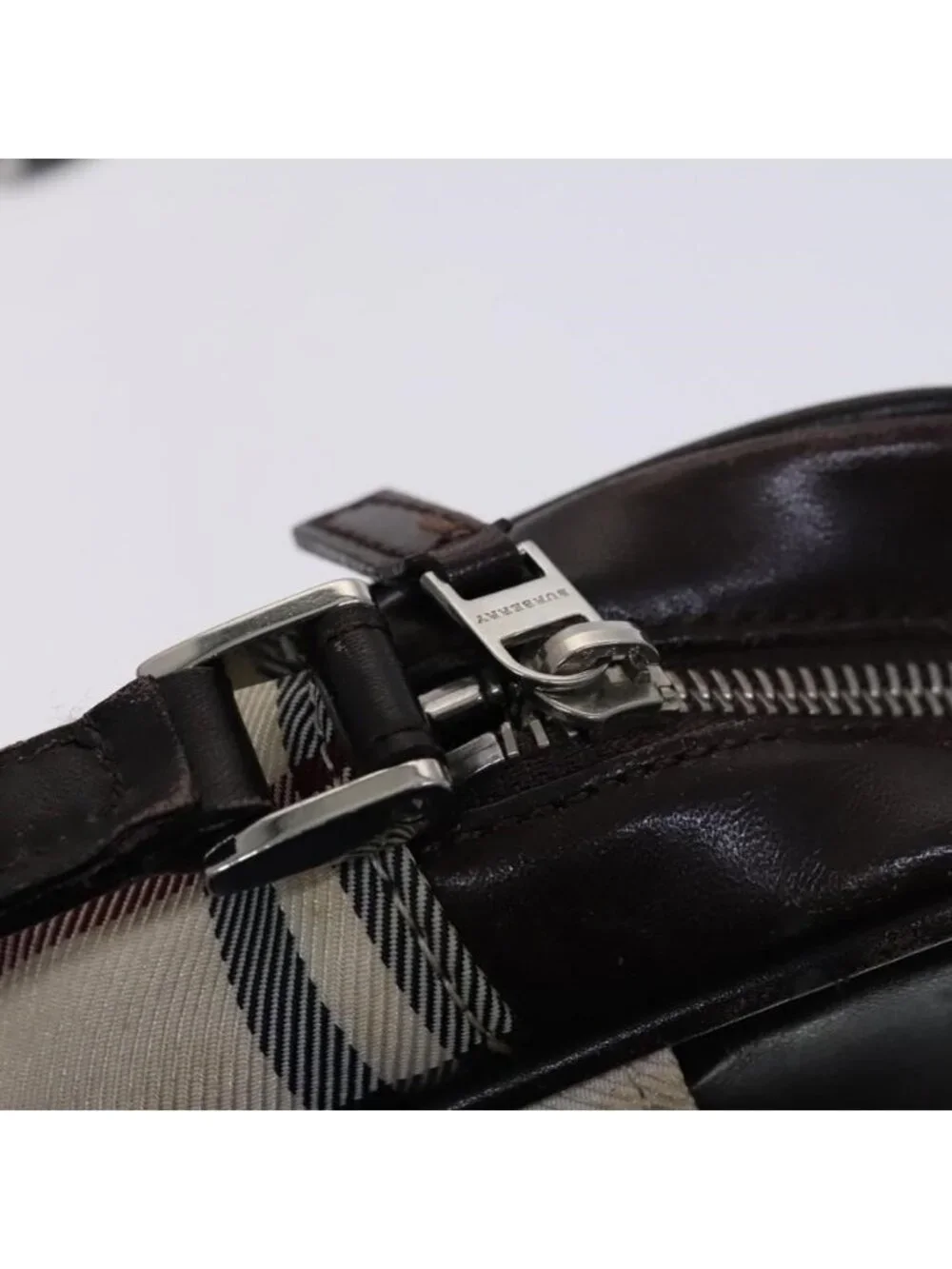 Authentic BURBERRY Nova Check Shoulder Bag Canvas Beige - Picture 3 of 16